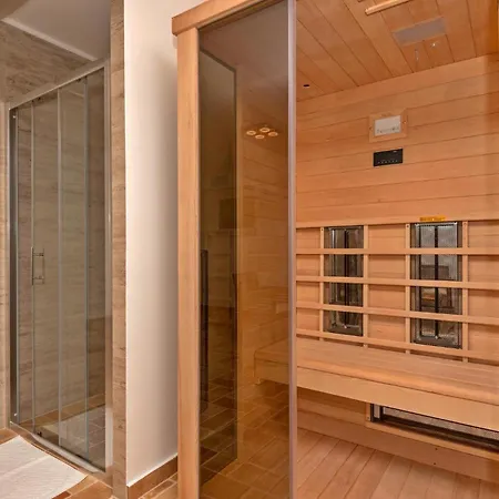 Amazing In With Sauna *